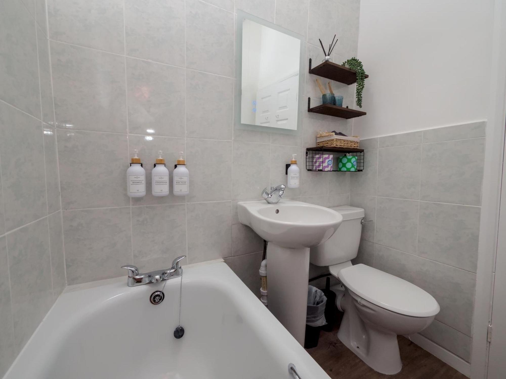 The Lilley Pad In Ludlow Cosy, Central, Perfect For Couples, Netflix & Parking Permit المظهر الخارجي الصورة